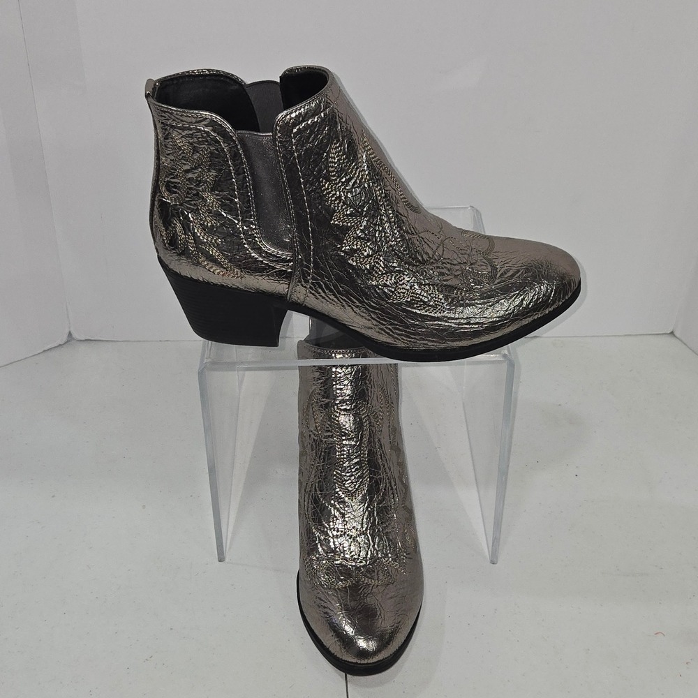 Global Win Womens Metallic Pewter Western Ankle Boots Style 21YY01 Size 11
